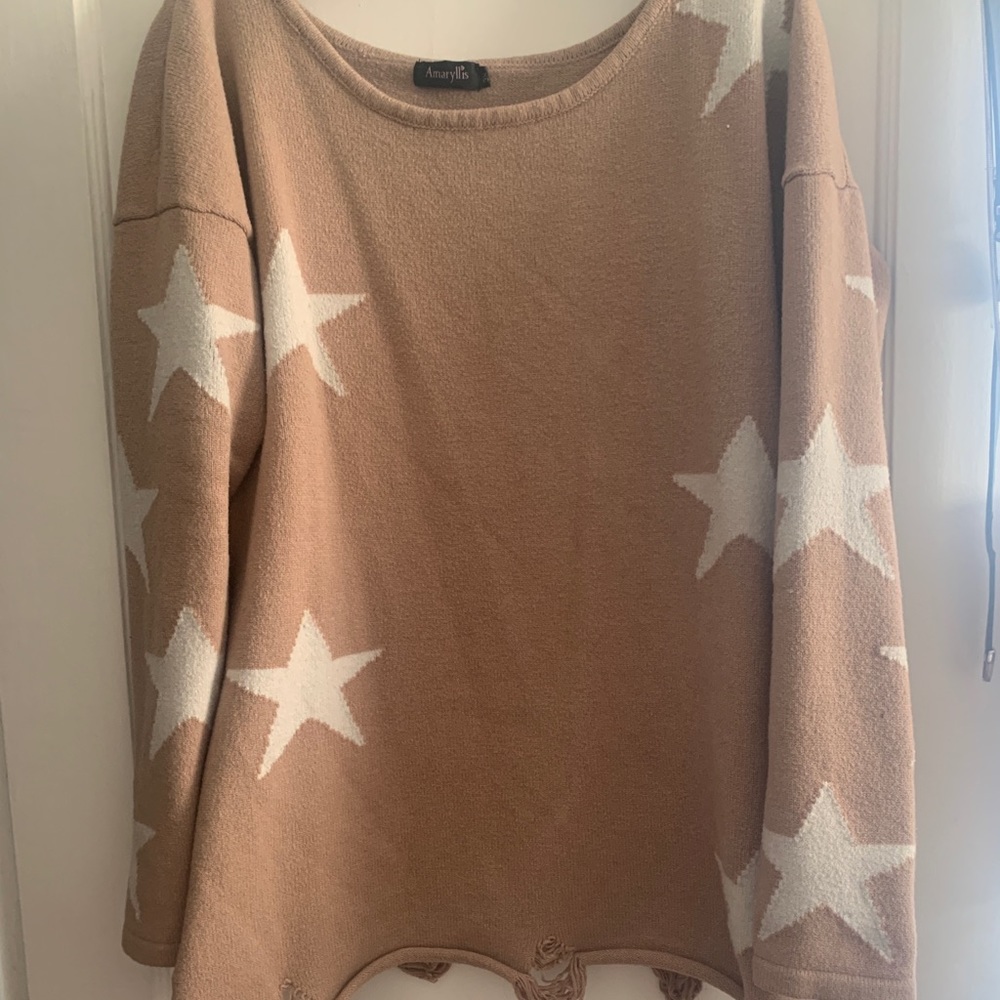 Amarylis distressed star sweater